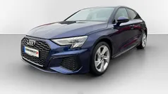 Navarrablau metallic Gebraucht 2023 Audi A3 Sportback S-Line Limousine | 31.990 € (Fairer Preis)