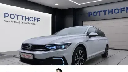 Gebraucht VW Passat GTE 218 PS (160 kW) 2023 Weiß Kombi