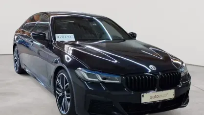 Gebraucht BMW 530 M Sport 286 PS (210 kW) 2022 Carbonschwarz metallic Limousine