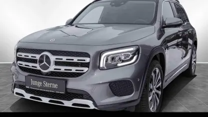 Gebraucht Mercedes GLB200 Progressive 163 PS (119 kW) 2023 Metalliclack mountaingrau SUV