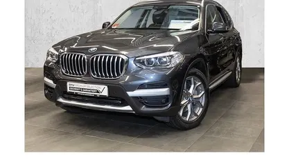 Grau Gebraucht 2021 BMW X3 xLine SUV | 33.990 € (Fairer Preis)
