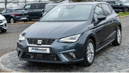Używany Seat Ibiza FR 116 KM (85 kW) 2025 Szary Sedan/Limuzyna