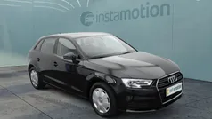 Schwarz Gebraucht 2020 Audi A3 Sportback Basis Limousine | 22.500 € (Guter Preis)
