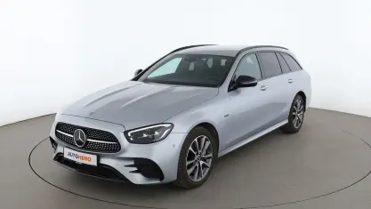 Gebraucht Mercedes E300 AMG line 122 PS (89 kW) 2021 Grau Kombi