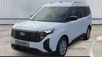 Neu Ford Tourneo Courier Titanium 125 PS (91 kW) 2025 Weiß Van / Kleinbus