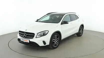 Gebraucht Mercedes GLA180 Urban 122 PS (89 kW) 2019 Weiß SUV