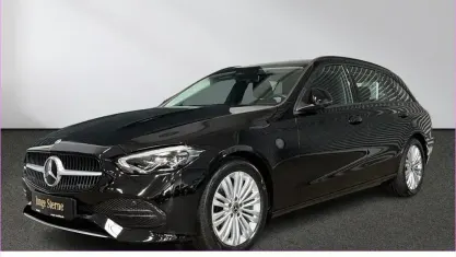 Gebraucht Mercedes C220 200 PS (147 kW) 2022 Schwarz Limousine