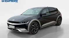 Abyss black / mic Gebraucht 2023 Hyundai Ioniq 5 SUV | 39.900 € (Fairer Preis)