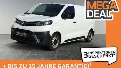 Usata Toyota Proace 100 kW (136 CV) 2021 Bianco Monovolume
