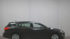 Schwarz Gebraucht 2021 Ford Focus Titanium Kombi | 12.280 € (Fairer Preis)