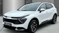 Weiß (deluxeweiß metallic) Neu 2024 Kia Sportage Spirit SUV | 39.690 € (Fairer Preis)