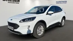 Weiss Gebraucht 2023 Ford Kuga Titanium SUV | 27.550 € (Fairer Preis)