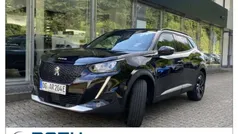 Schwarz Gebraucht 2023 Peugeot e-2008 Allure SUV | 23.490 € (Fairer Preis)