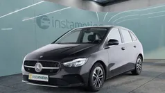 Schwarz Gebraucht 2023 Mercedes B180 Progressive Van / Kleinbus | 29.620 € (Fairer Preis)