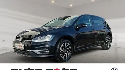 Schwarz Gebraucht 2018 VW Golf Comfortline Limousine | 16.480 € (Fairer Preis)