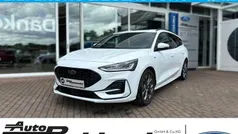 Gebraucht 2024 Ford Focus ST-Line X Limousine | 27.490 € (Fairer Preis)
