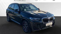 Saphirschwarz metallic Gebraucht 2024 BMW X3 M Sport SUV | 61.900 € (Fairer Preis)