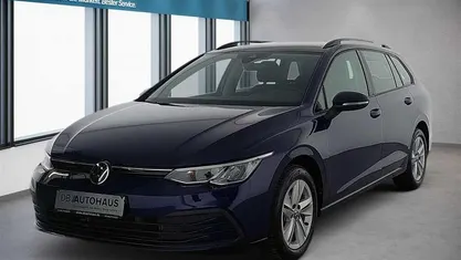 Gebraucht VW Golf VIII Life 110 PS (80 kW) 2024 Blau Kombi