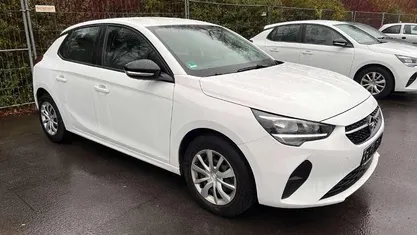 Jade weiss/arktis weiss Gebraucht 2022 Opel Corsa Edition Kleinwagen | 11.950 € (Fairer Preis)