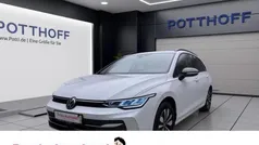 Weiss Gebraucht 2024 VW Golf VIII Goal Kombi | 30.177 € (Superpreis)