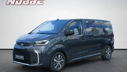 Neu Toyota Proace Verso 179 PS (131 kW) 2026 Grau Kombi
