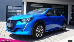 Vertigo blau metallic Gebraucht 2023 Peugeot e-208 Active Kleinwagen | 24.980 € (Fairer Preis)