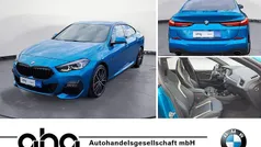 Blau Gebraucht 2024 BMW 220 Performance Coupé | 36.460 € (Fairer Preis)