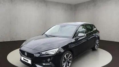 Mitternachtsschwarz Gebraucht 2023 Seat Leon FR Limousine | 26.450 € (Fairer Preis)