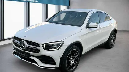 Gebraucht Mercedes GLC300 AMG line 245 PS (180 kW) 2023 Weiß Coupé