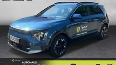 Blau Gebraucht 2024 Kia e-Niro Inspiration SUV | 33.990 € (Fairer Preis)