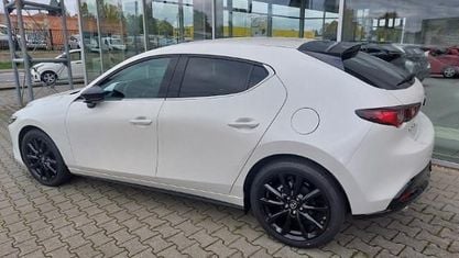 Nowe Mazda 3 Homura-Line 140 KM (102 kW) 2025 Biały Sedan/Limuzyna