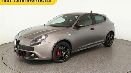 Gebraucht Alfa Romeo Giulietta Veloce 241 PS (177 kW) 2018 Grigio magnesio/titanio Kleinwagen