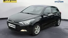 Schwarz Gebraucht 2017 Hyundai i20 Classic Kleinwagen | 8.680 € (Fairer Preis)