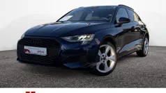 Blau Gebraucht 2023 Audi A3 Sportback Advanced Limousine | 30.990 € (Etwas zu teuer)