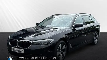 Schwarz Gebraucht 2022 BMW 520 Sport Line Kombi | 29.388 € (Superpreis)