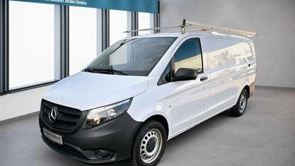 Używany Mercedes Vito 163 KM (119 kW) 2021 Biały Van