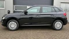 Blackmagic perleffekt Neu 2025 Skoda Kamiq Selection SUV | 25.890 € (Guter Preis)
