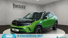 Matcha grün (metallic) Gebraucht 2021 Opel Mokka-e Ultimate SUV | 16.450 € (Fairer Preis)
