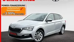 Silber (brilliantsilber metallic) Gebraucht 2023 Skoda Scala Ambition Kleinwagen | 21.979 € (Guter Preis)