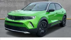 Lackierung matcha green/typ au Gebraucht 2023 Opel Mokka Ultimate SUV | 25.490 € (Fairer Preis)