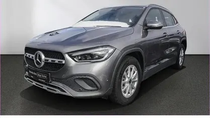 Gebraucht Mercedes GLA250 Style 218 PS (160 kW) 2021 Grau SUV