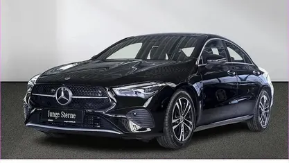 Gebraucht Mercedes CLA200 163 PS (119 kW) 2025 Unilack nachtschwarz Coupé