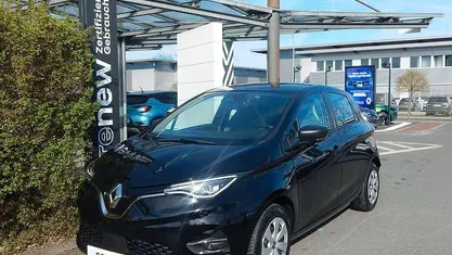 Gebraucht Renault Zoe Evolution 100 kW (136 PS) 2022 Sternenschwarz Kleinwagen