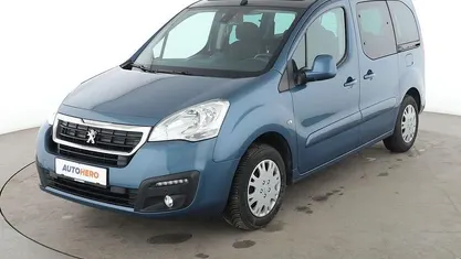 Gebraucht Peugeot Partner Allure 110 PS (80 kW) 2017 Blau Van / Kleinbus