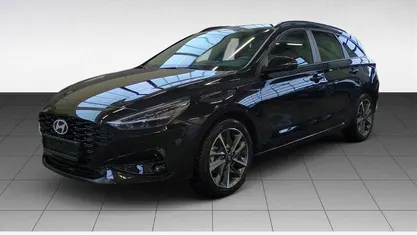 Gebraucht Hyundai i30 101 PS (74 kW) 2025 Schwarz Kombi