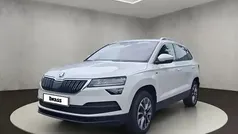 Candyweiß Gebraucht 2020 Skoda Karoq Drive SUV | 23.450 € (Fairer Preis)