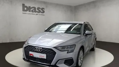 Gebraucht Audi A3 Advanced Plus 116 PS (85 kW) 2022 Silber Limousine