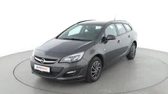 Grau Gebraucht 2016 Opel Astra Selection Kombi | 8.600 € (Etwas zu teuer)