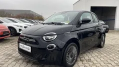 Schwarz Gebraucht 2022 Fiat 500e Icon Kleinwagen | 17.997 € (Fairer Preis)
