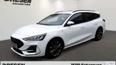 Weiß Neu 2025 Ford Focus ST-Line Kombi | 32.590 € (Fairer Preis)